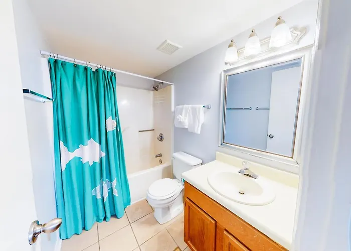 Ocean Echo Apartment *